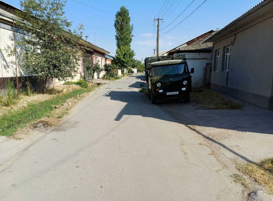 Toshkent vil, Nurafshon markazi, 7 sotix, 4
xonatoshxona+podval
