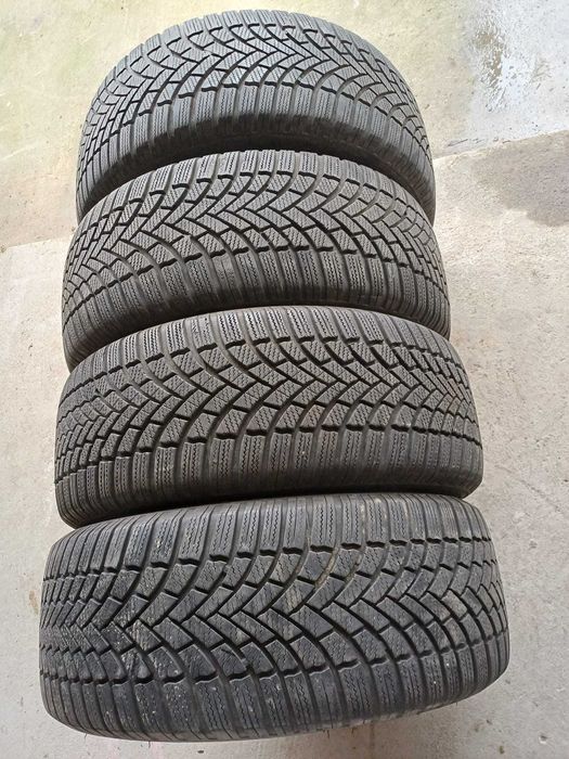 235 55 17 Anvelope iarna Bridgestone