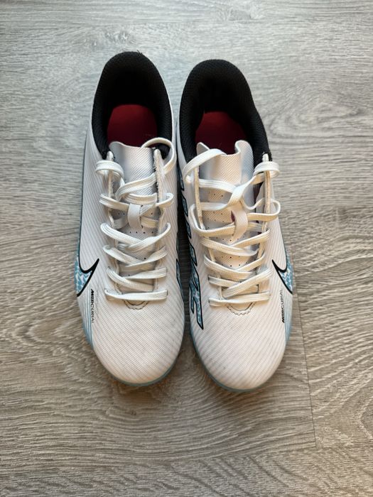 Ghete fotbal crampoane nike copii