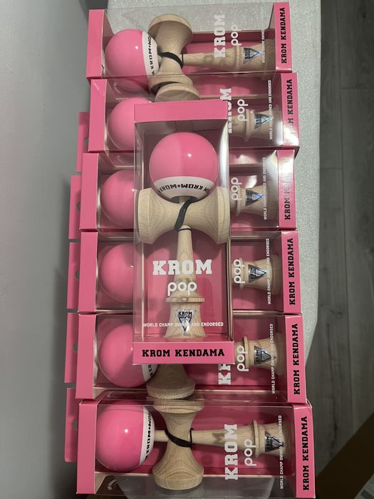 Kendama KROM POP Sticky (Roz/Pink) - Noua, Originala!