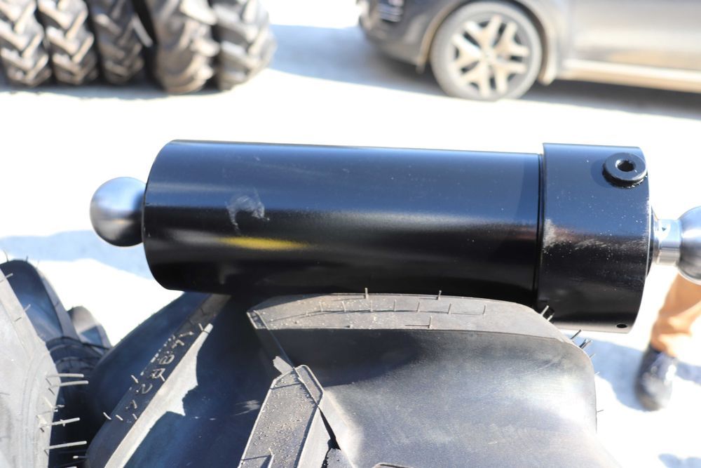 Remorca Cilindru hidraulic basculare telescopic 7T 3 trepte