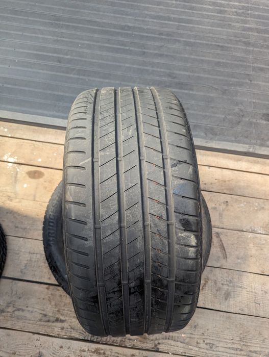 Anvelope 275/40/20