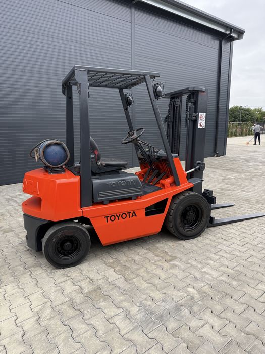 Stivuitor 2,0 Tone Motostivuitor GPL 2000 kg GAZ