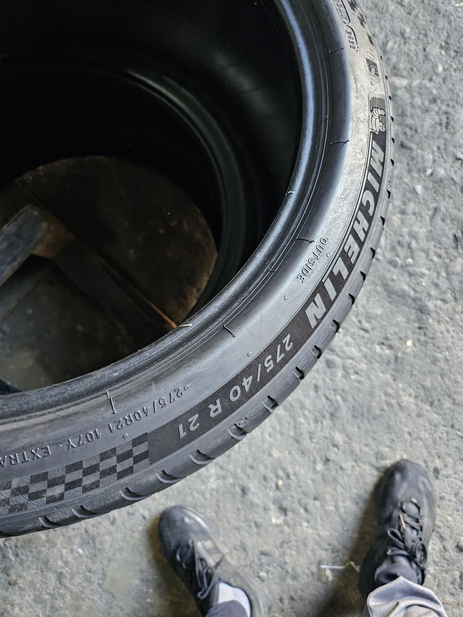 2 anvelope vara 275 40 21 Michelin 2022 Runflat
