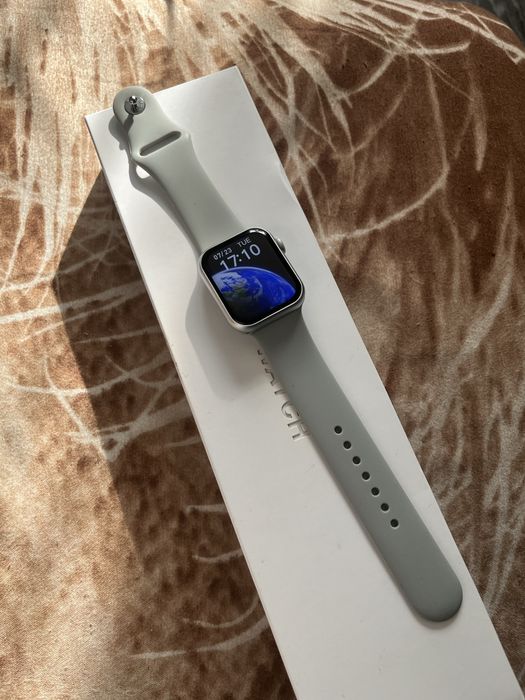 Apple watch/ Smart watch gs8 mini