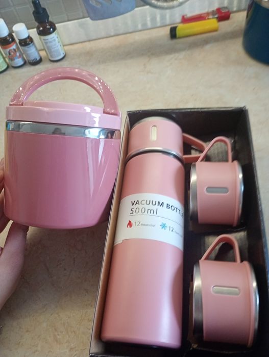 Set Termos cu 3 cănuțe și recipient pentru mâncare caldă/rece