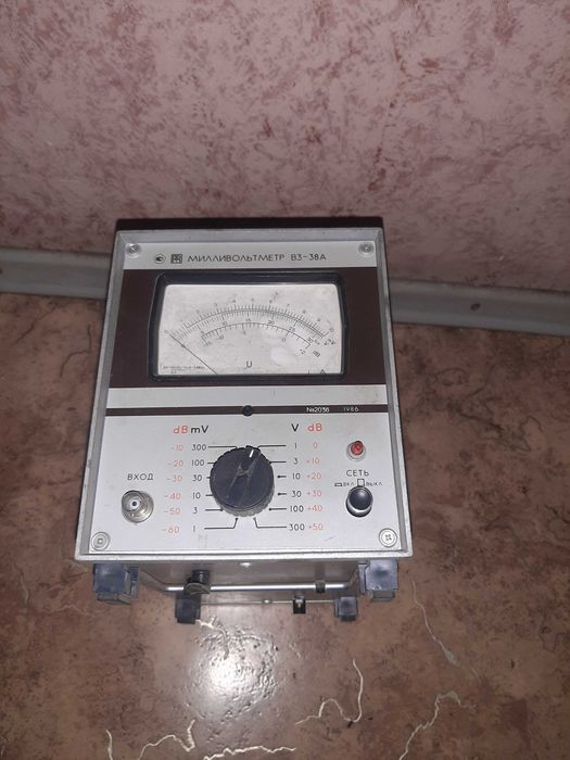 Милливольтметр В3-38А