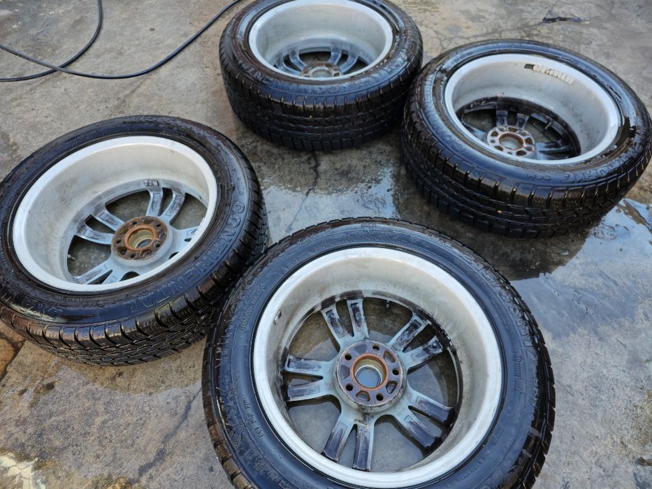 Vand jante de aluminiu și cauciuc de iarna