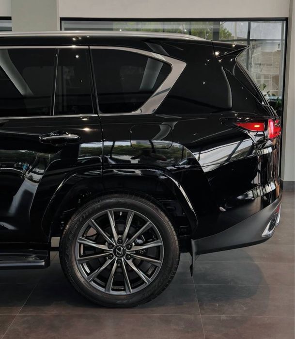 Lexux LX600 год 2022 Возможно Аренда с Выкупом