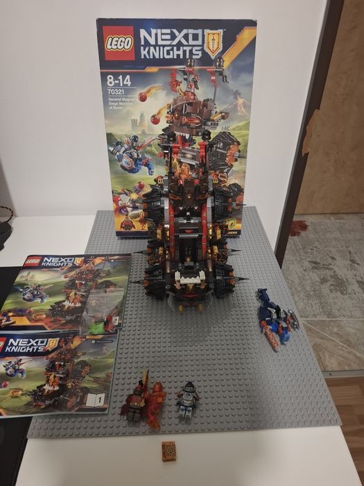 Lego nexo knights 70321