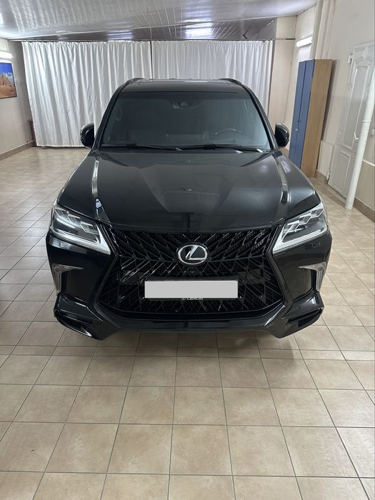 Продаю LEXUS  LX 570
