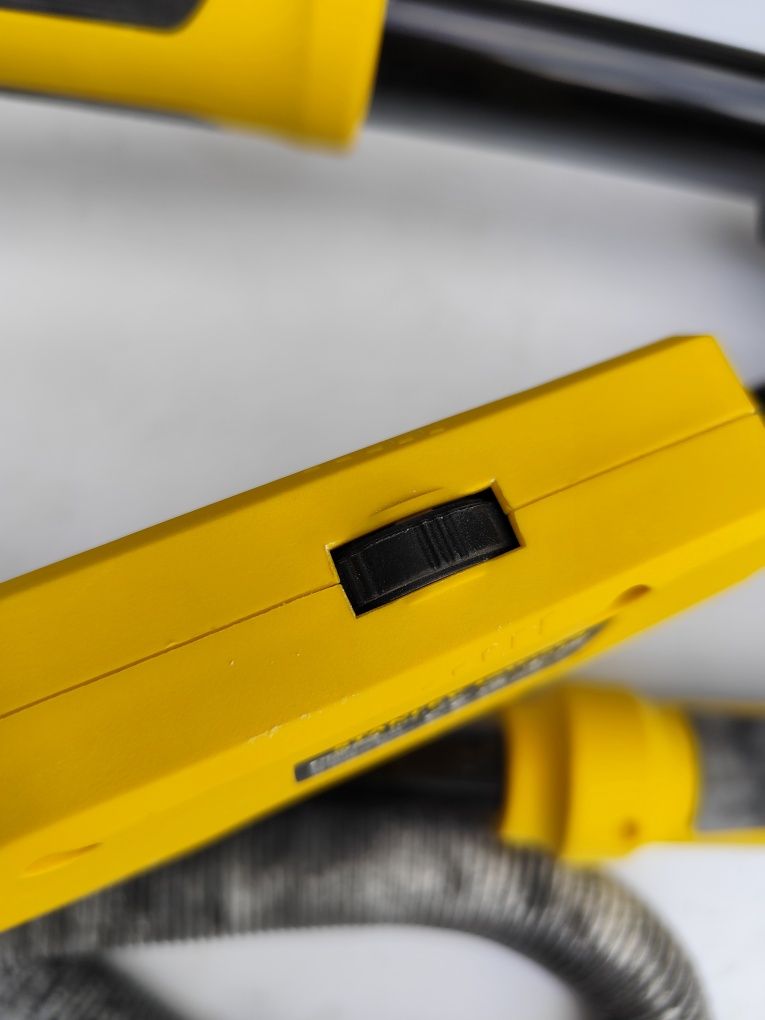 Жираф за шлайфане на стени и тавани Стенли Stanley SFMEE500