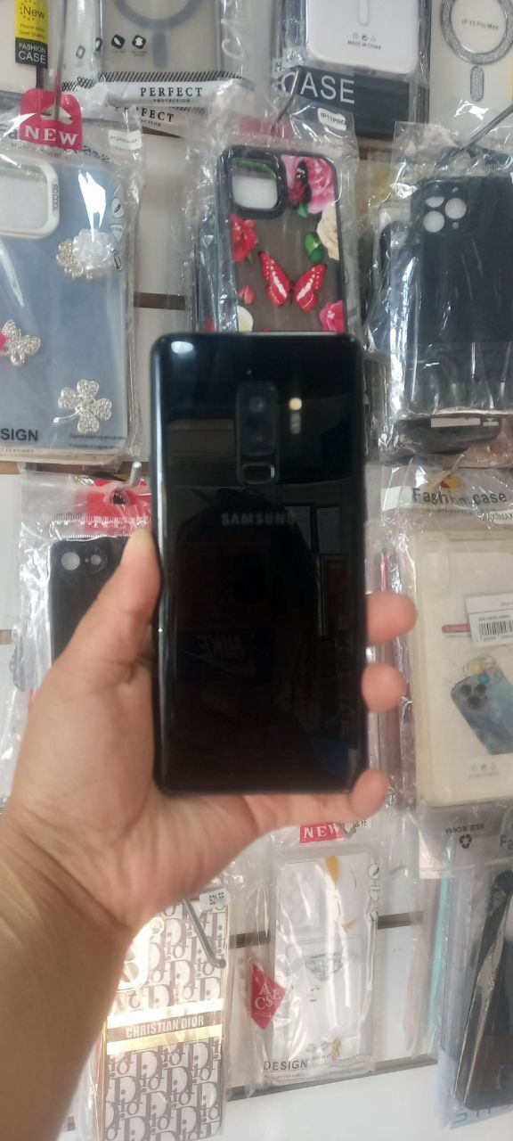 iPad Samsung s9 Samsung a51 Redmi10c oppoA57s