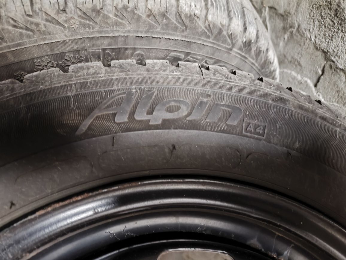 Гуми Michelin Alpin 14 ц. с джанти за Wv груп  5/100