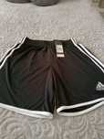 Adidas  къси панталони