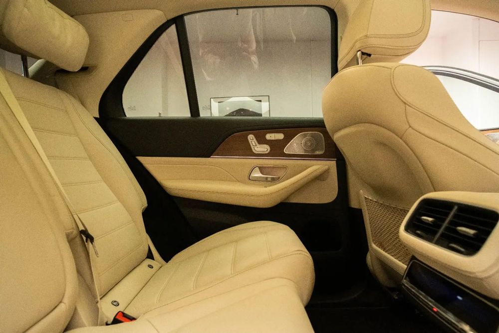 URGENT Mercedes Benz GLE 350e Plug-inn AMG, auto in Garantie