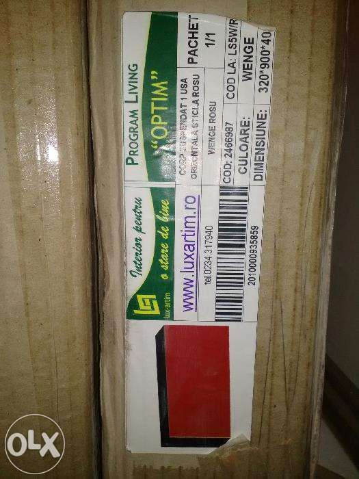 corp suspendat 320x900x400 mm, sigilat in pachet, venghe cu usa rosie