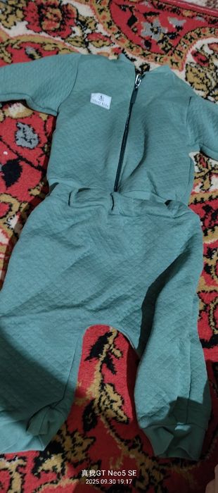 eski kiyimlar yaxshi ahvolda sotiladi arzon