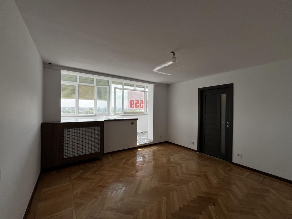 Apartament 2 camere de vanzare