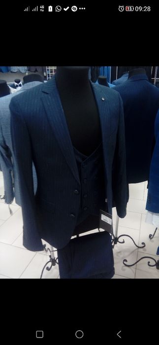 Мужской костюм-тройка. Возможен обмен