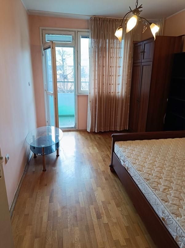 Дава се под наем Двустаен апартамент в София, Младост 4 - 80 кв.м за 700 € - Снимка #2