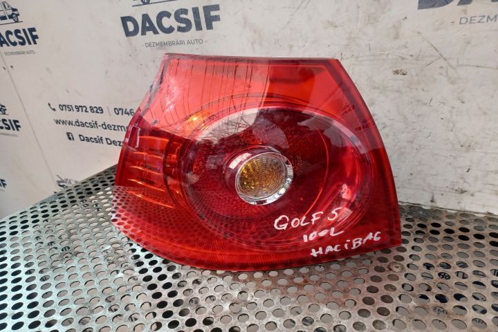 Lampa stop stanga pe aripa Volkswagen VW Golf 5  [din 2003 pana  2009] seria Hatchback 5-usi 1.4 MT