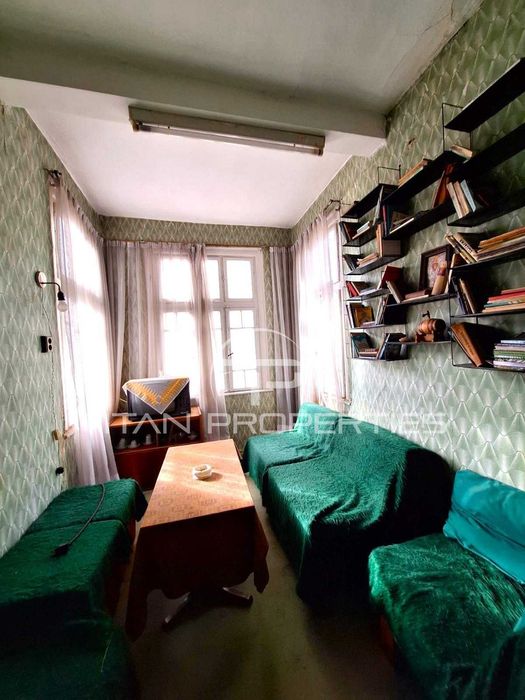 Етаж от къща в Чепеларе