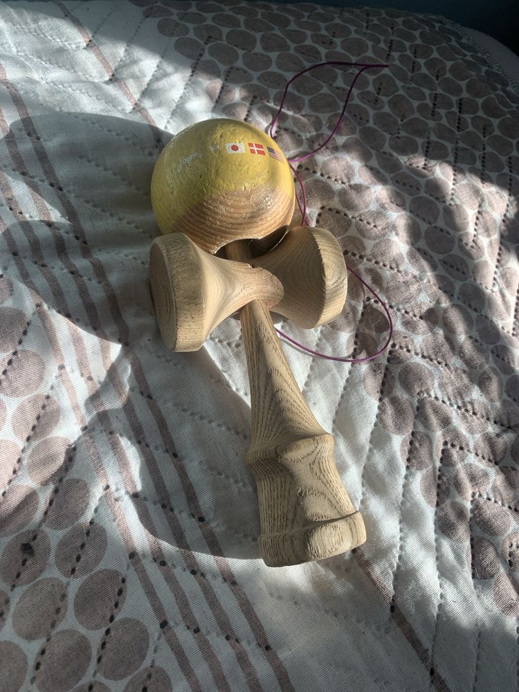 Kendama Krom Pro model