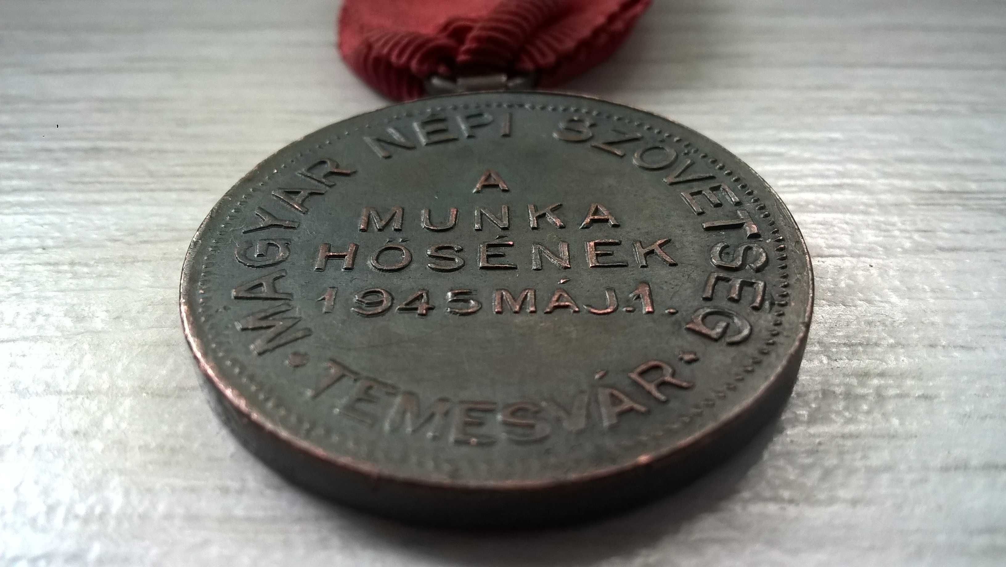 Medalie rara WW2 Timisoara Temesvar 1 Maj 1945 Magyar Munka Hosenek