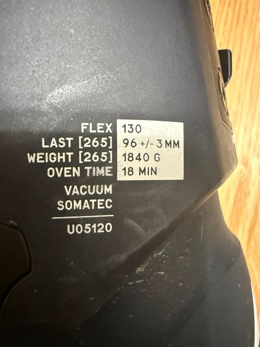 Clapari Fischer RC4 The Curv One GT 130 Vacuum Walk Mărimea 28.5