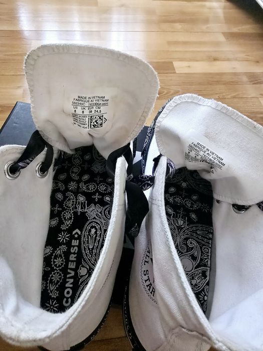 Converse × Miley Cyrus Smiley