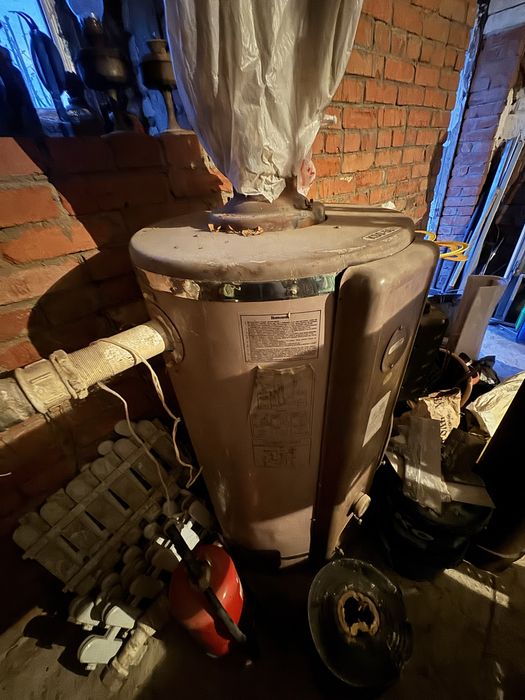 Продам Бойлер на жидком топливе