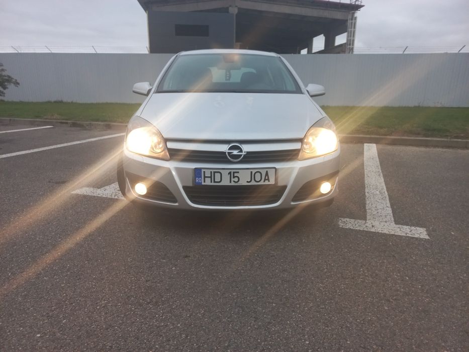 Vând opel astra h 1.7 cdt