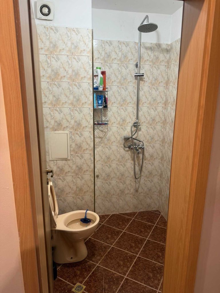Дава се под наем Тристаен апартамент в София, Център - 120 кв.м за 700 € - Снимка #3