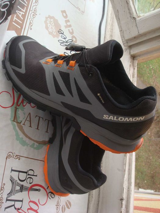 Adidasi Salomon GoreTex Nekoma marime 44 stare foarte buna