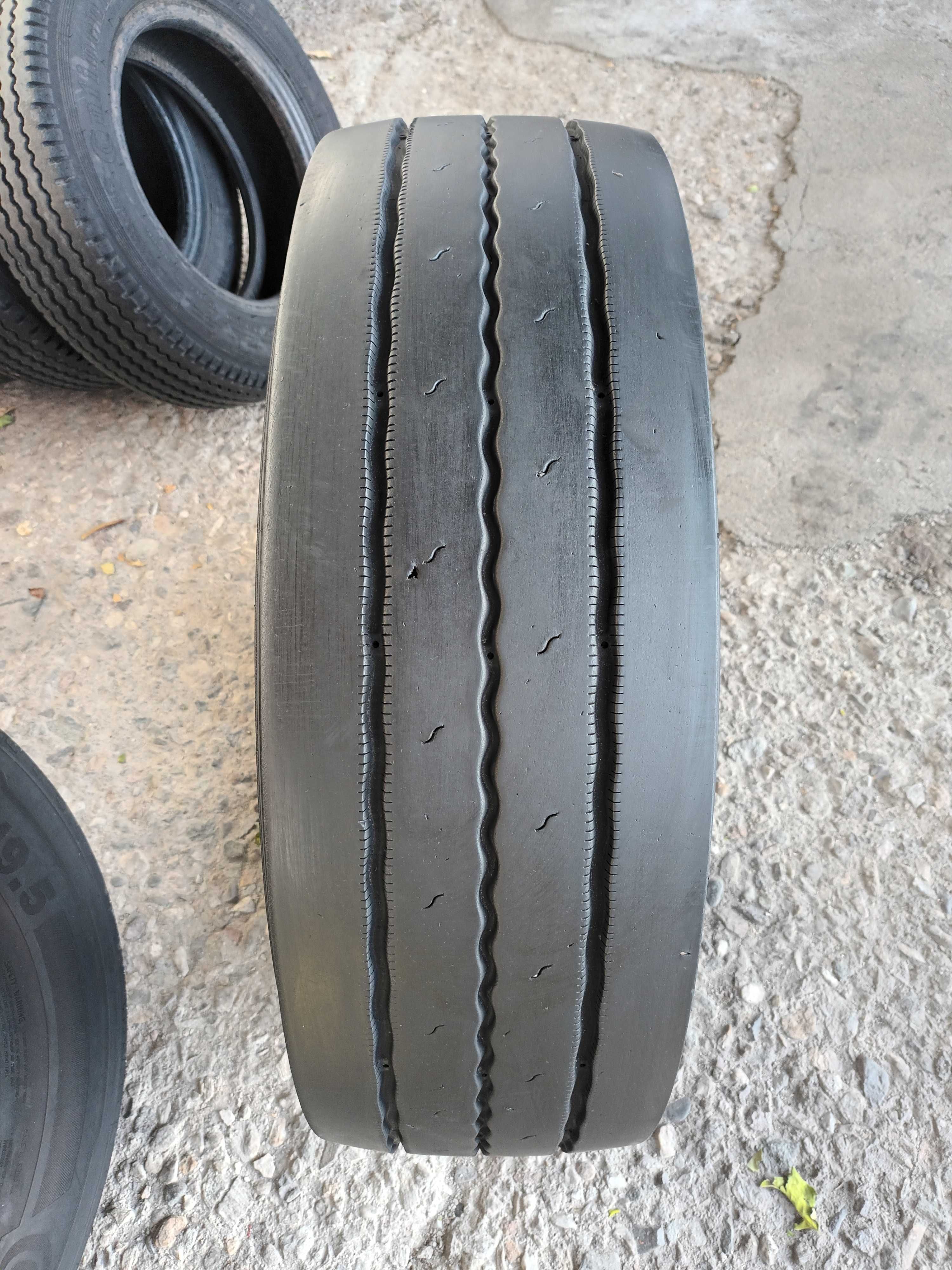 1 гума за ремарке 265/70 R19.5 Michelin X Line Energy T 143/141J FRT