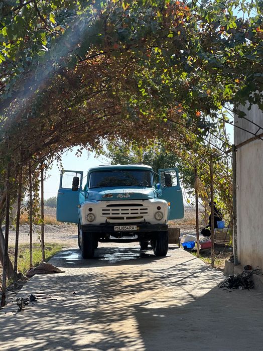 Zil 130 avtosisterna