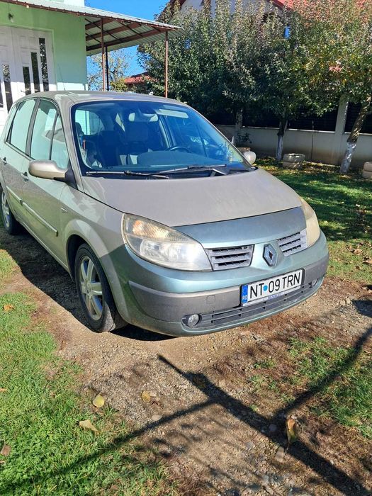 Vând Renault Megane Scenic
