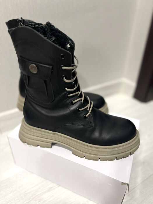 Дамски боти от естествена кожа