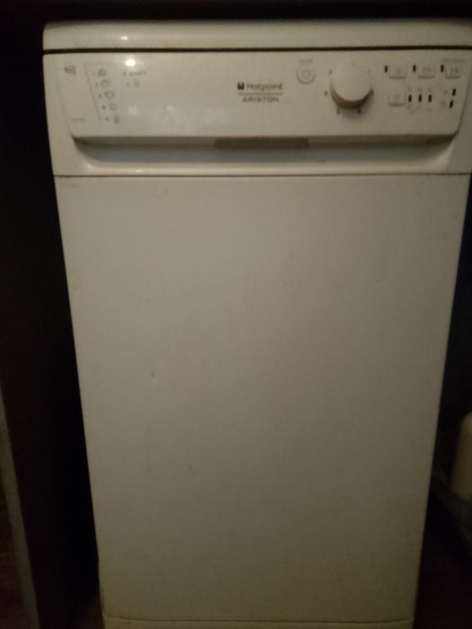 Продам посудомоечную посуду Аристон(Оригинал) Цена:30.000тг