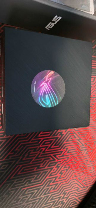 Asus Mini PC PN40 - 4 core / 16 GB RAM