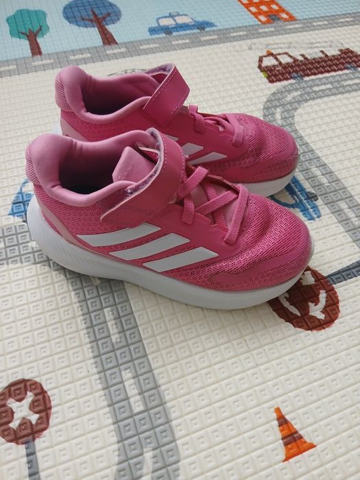 Детски маратонки Adidas 25 и 1/2 и 26 номер