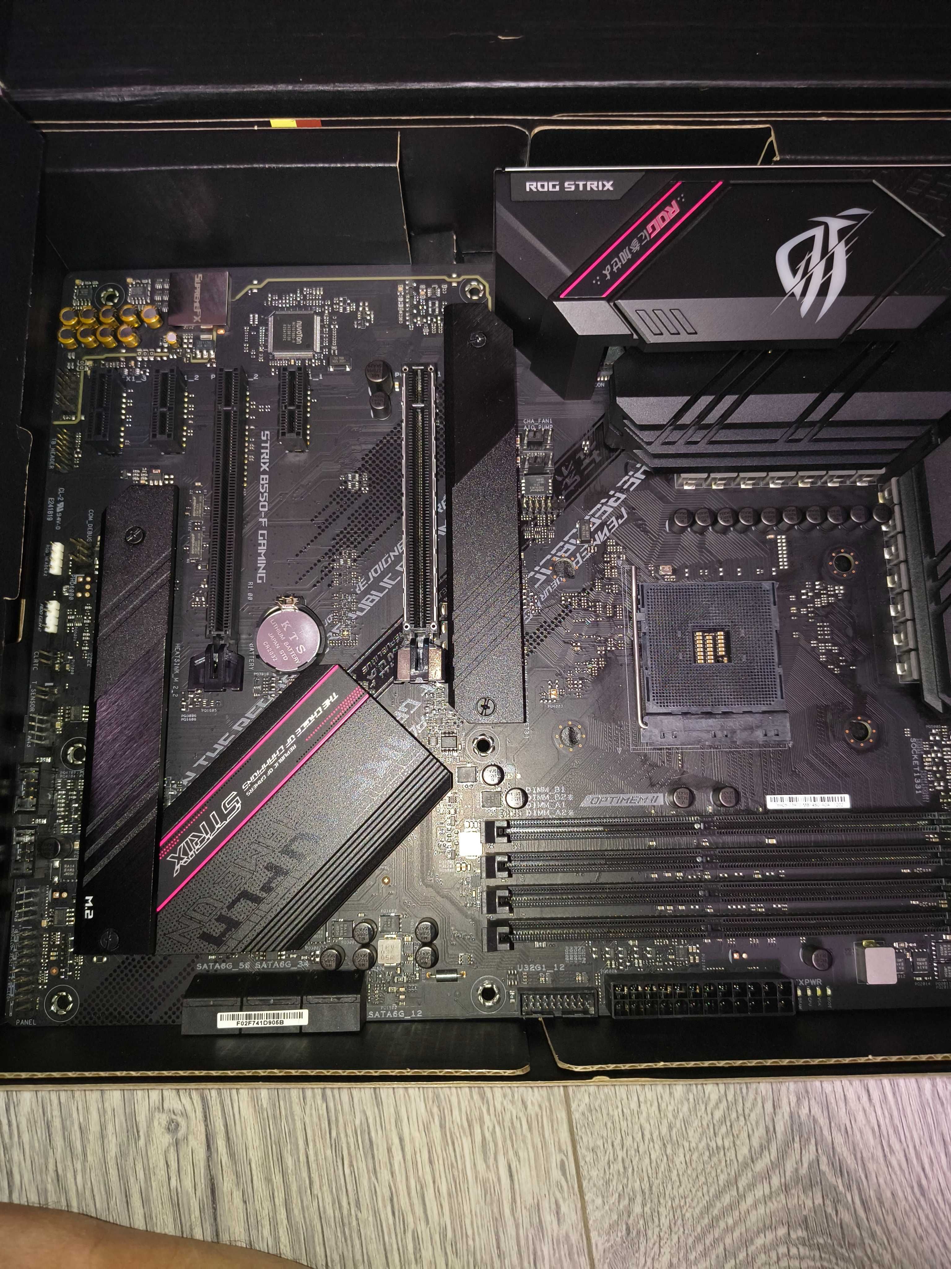Дъно Asus ROG STRIX B550-F Gaming WIFI II - сокет AM4