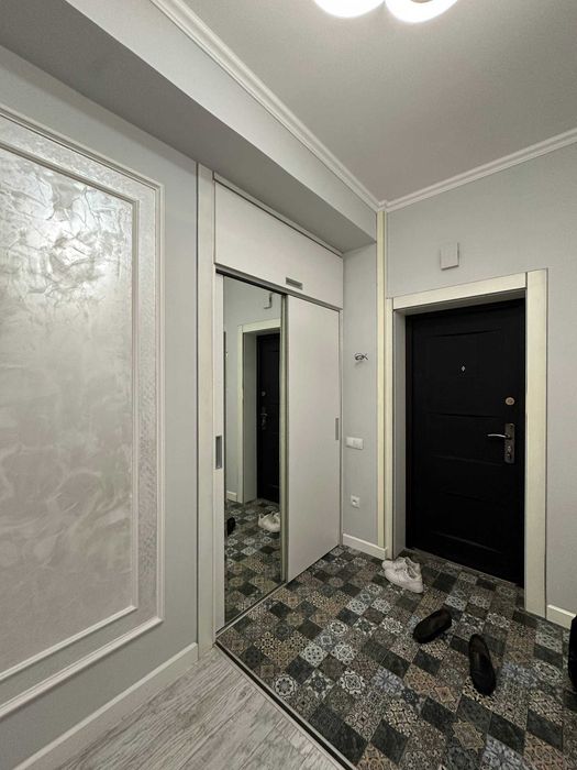 4-х комнатная в Новостройке ул. Олтинтепа (мед клиника) ID: 4101