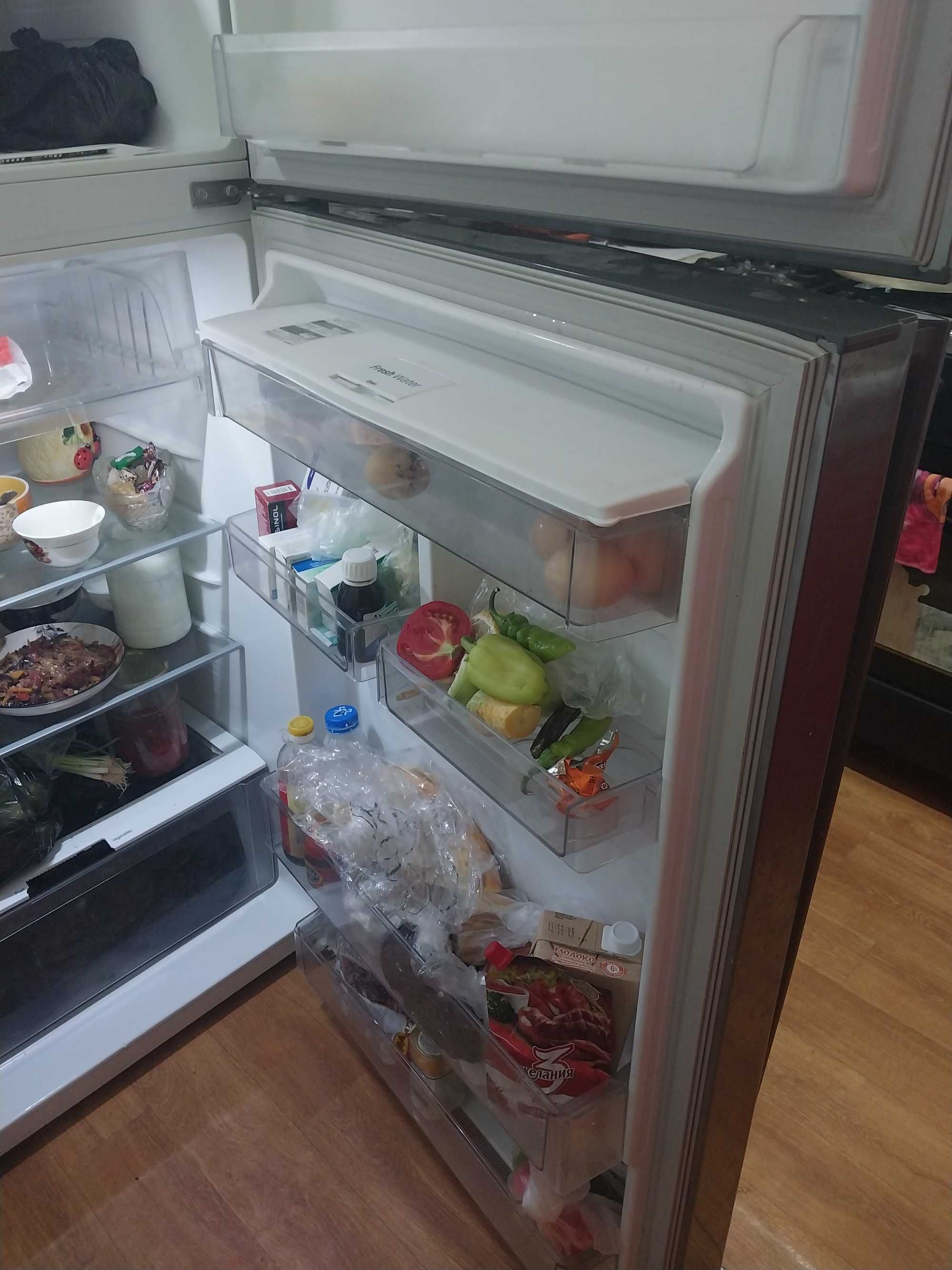 Холодильник сатылады LG