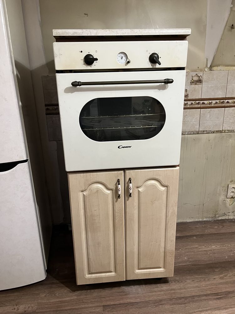 Продам духовку и шкаф