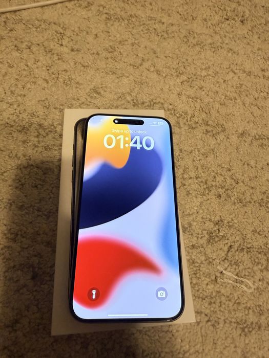 Phone 15 Pro Max – 256 GB – Stare impecabilă - baterie 90%