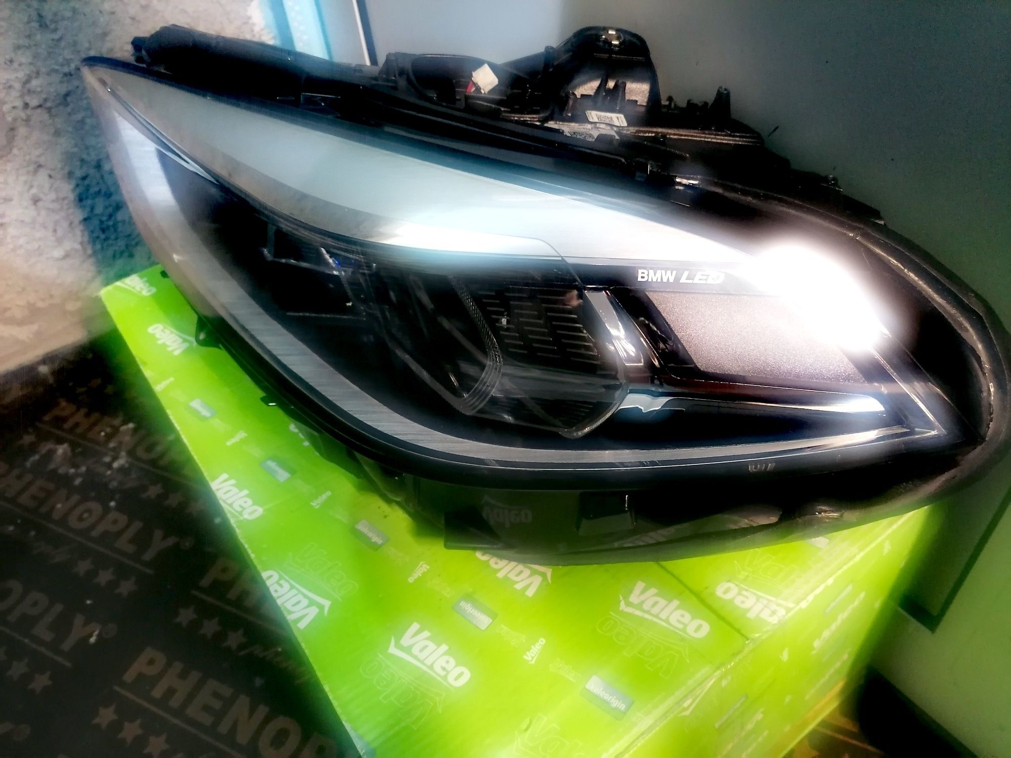 Фар Фарове за BMW 1 F40 / БМВ 1 Ф40 FULL LED.