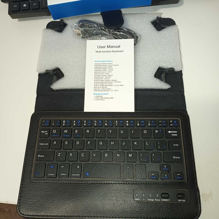 Husa cu tastatura Wireless universala detasabila pentru tableta 7"-8".