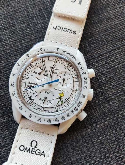 CEAS SWATCH X OMEGA MISSION TO MOON Snoopy`s Fan Version - Chronograf